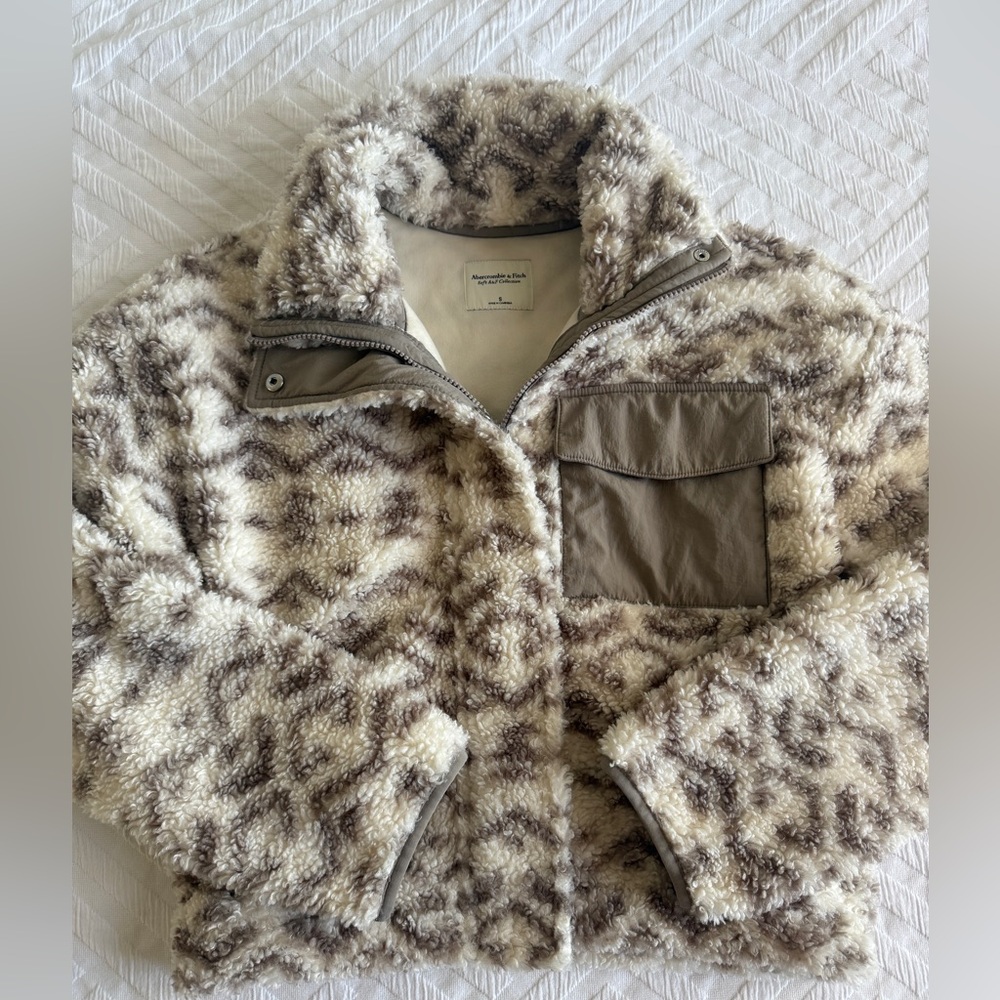 Abercrombie & Fitch Fleece Jacket - Soft A&F Collection - Size Small